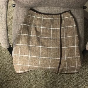 Acrylic/wool earthtone plaid skirt